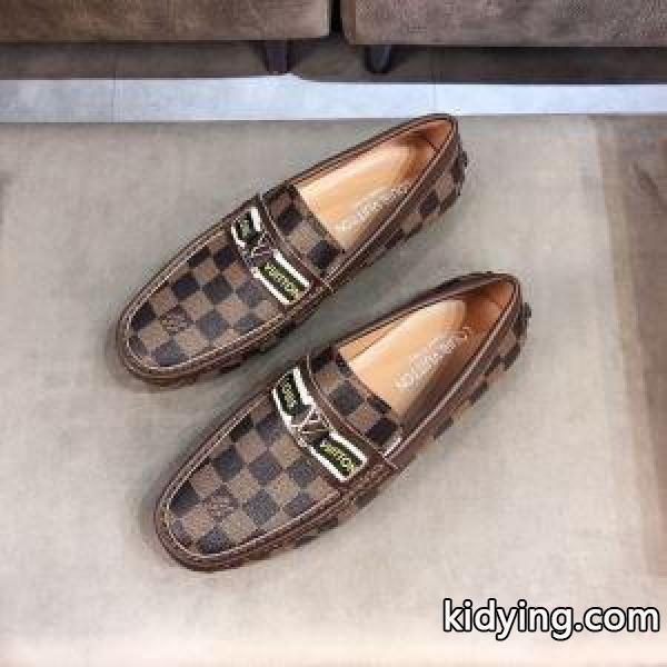 スニーカー 2色可選 ふんわりスタイルが最適ルイ ヴィトン ラフさとおしゃれを両立 LOUIS VUITTON_ルイ ヴィトン LOUIS VUITTON_ブランド コピー 激安(日本最大級)-1