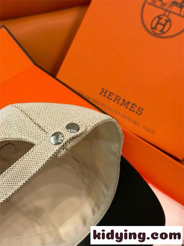 【2026最新】 Hermèsエルメスキャップコピーコーデの主役になる大人カジュアル帽-6