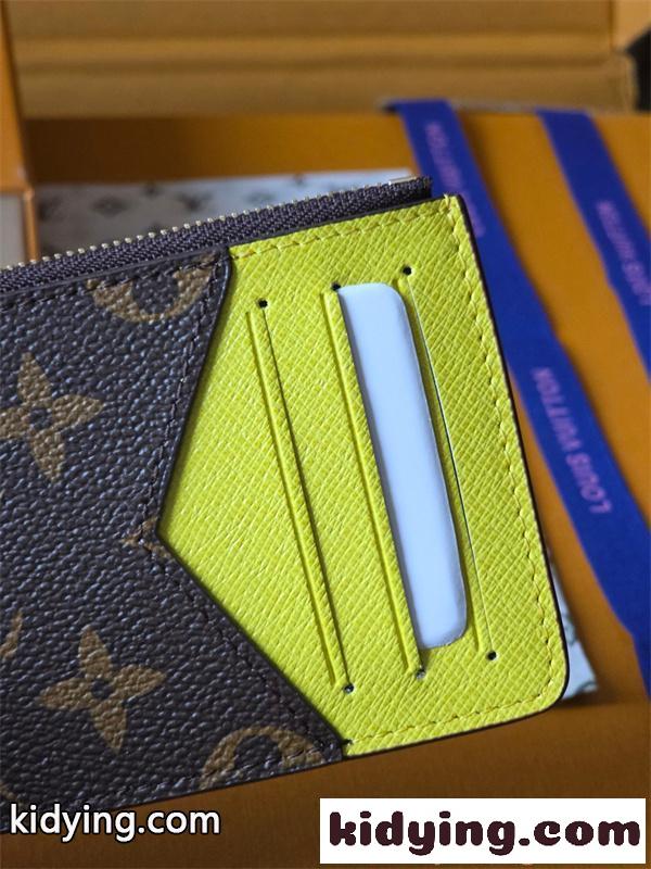 Louis Vuitton コピー ルイヴィトン M27771 カードケース モノグラム イエロー配色 チャーム付き ファスナーコインケース N級品 コンパクト財布 開運カラー-4