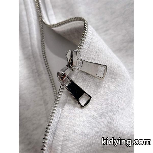 話題 ブラック パイピングデザイン 快適着心地 2025秋冬注目 モンクレール コピー Moncler セットアップ-6