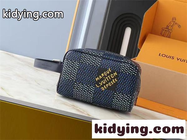 ルイヴィトン Louis Vuitton コピー ポーチ ダミエグラフィット ミニバッグ 化粧ポーチ ハンドストラップ付き コンパクト収納 トラベル 小物ケース 男女兼用-0