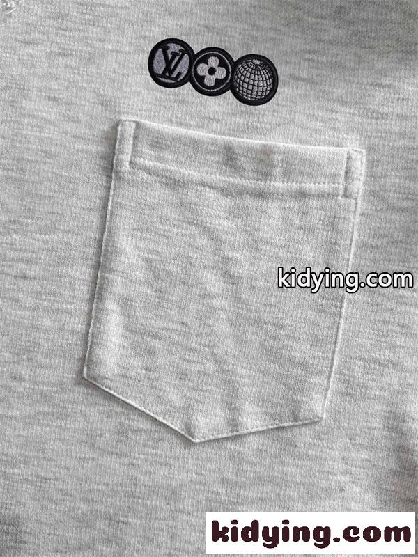 ルイ・ヴィトン コピー ワンポイントポケットTシャツ 半袖 グレーメランジ ロゴ刺繍 クルーネック ミニマル カジュアル LOUIS VUITTON-2
