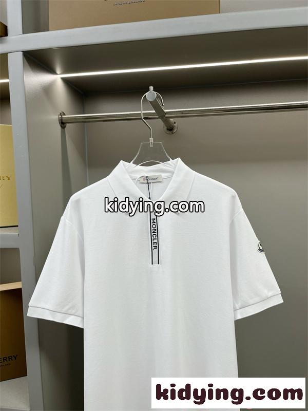 ホワイト ポロシャツ Moncler コピー 半袖 ミニロゴ 袖ワッペン 縦ロゴデザイン 清潔感 上品カジュアル モンクレール-1