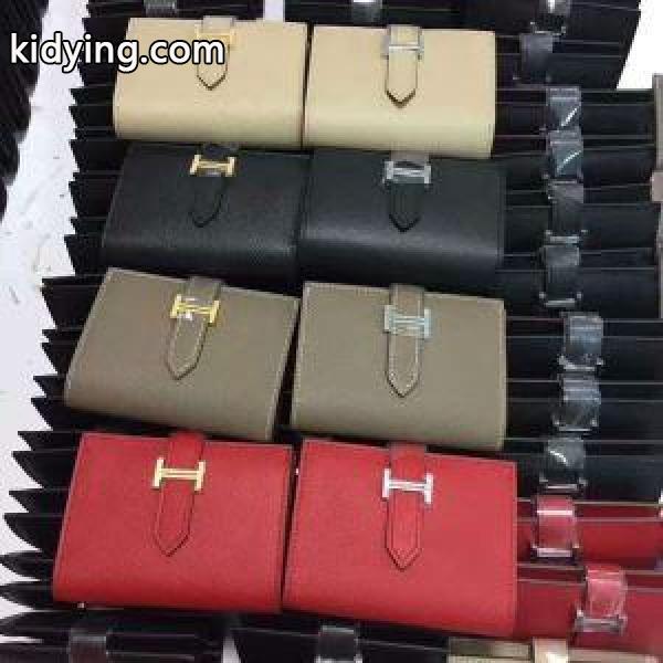 大歓迎な専門店二つ折り財布 4色可選 エルメス HERMES 2017春夏 最安値に挑戦_エルメス HERMES_ブランド コピー 激安(日本最大級)-0