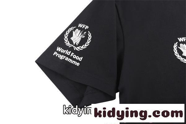激安 メンズ Tシャツ ブラック 半袖 ロゴプリント WFP World Food Programme コラボ クルーネック カジュアル ストリート 夏人気 バレンシアガ コピー BALENCIAGA-5