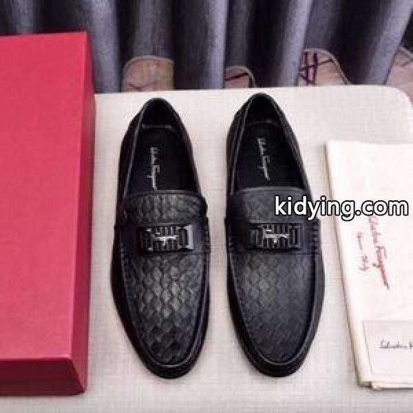抜け感や着心地重視 FERRAGAMO 不動の人気2019最新 サルヴァトーレフェラガモカジュアルシューズ_フェラガモ FERRAGAMO_ブランド コピー 激安(日本最大級)-0