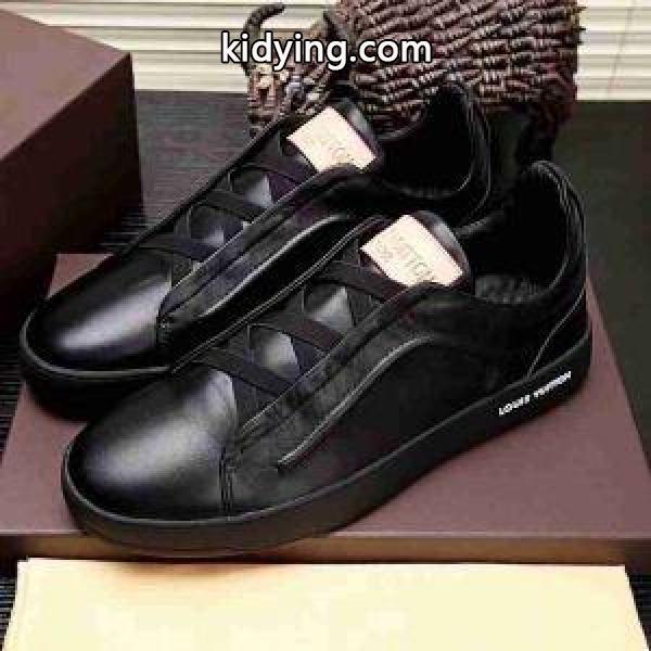 人気沸騰なアイテム ルイ ヴィトン LOUIS VUITTON 2018最新入荷 スニーカー 新色登場 3色選択可 好印象_ルイ ヴィトン LOUIS VUITTON_ブランド コピー 激安(日本最大級)-0
