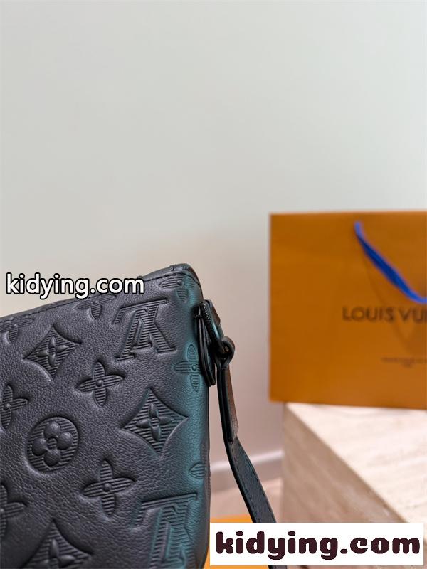 超人気ルイビトンショルダーバッグコピーLOUIS VUITTON District PM 15*15cm個性的-5