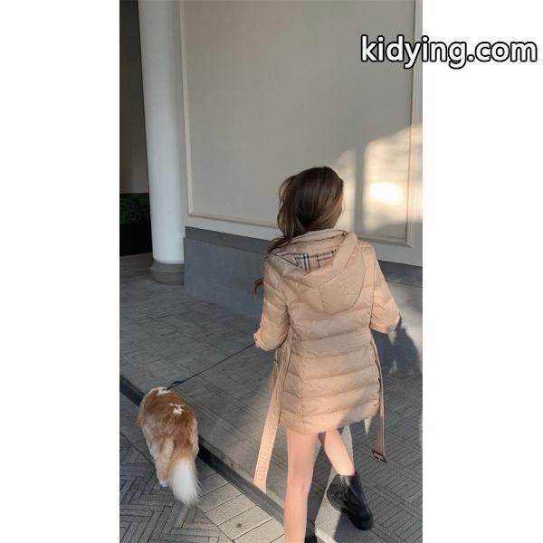 2025トレンド 大人のこなれた着こなし バーバリー BURBERRY ダウンジャケットスーパーコピーブランド激安通販 専門店-4