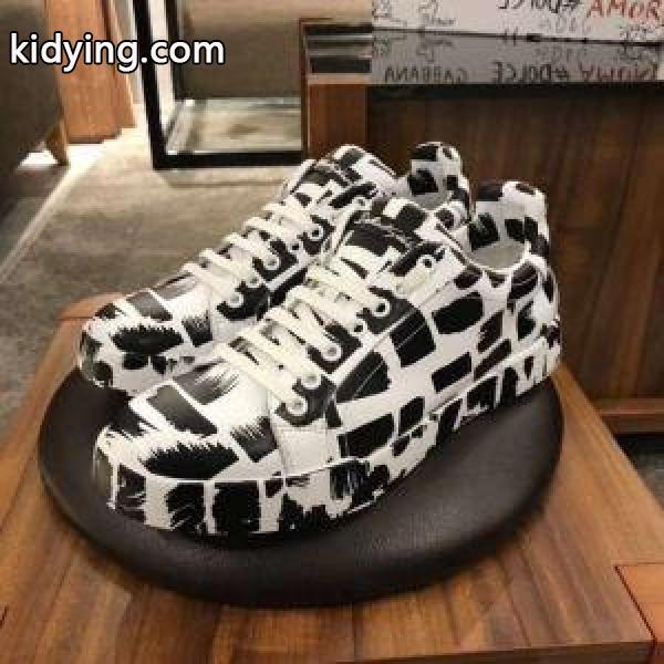 カジュアルシューズ 2019春新色コスメ人気ブランド 着回し力抜群大人気 Dolce&Gabbana ドルチェ&ガッバーナ_ドルチェ&ガッバーナ DOLCE & GABBANA_ブランド コピー 激安(日本最大級)-0