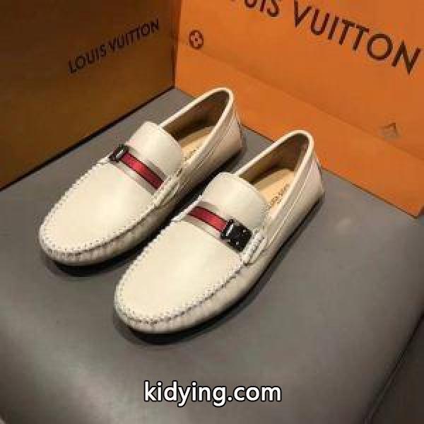 LOUIS VUITTON ルイ ヴィトン 秋冬超人気アイテム カジュアルシューズ 2色可選 雑誌掲載人気アイテム_ルイ ヴィトン LOUIS VUITTON_ブランド コピー 激安(日本最大級)-0