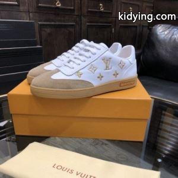 ルイ ヴィトン 1枚でグッと華やかに 2色可選 LOUIS VUITTON オシャレな軽やかさで魅力スニーカー_ルイ ヴィトン LOUIS VUITTON_ブランド コピー 激安(日本最大級)-1