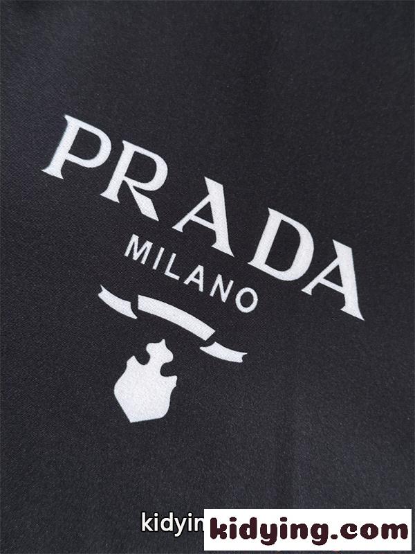 PRADA 激安 ブラック スーパーコピー 半袖シャツ ロゴデザイン 高級感 カジュアル プラダ シンプル カジュアル 男女兼用-5