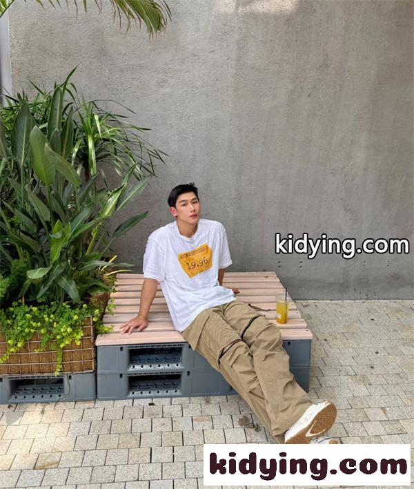 ペイント カップルTシャツ ホワイト 半袖 Acne プリント アクネストゥディオズ コピー 韓国風-7