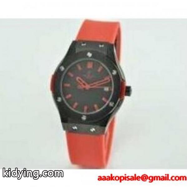 HUBLOT ウブロクラシック フュージョンチタニウムブラックグミアリゲーターベルト 511NO1181RX メンズ腕時計-0