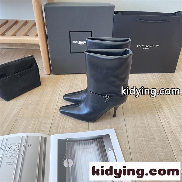 秋冬本命 美脚 SAINT LAURENT イヴ・サンローラン コピー ブーツ 柔軟レザー 洗練モード コーデ 9CMヒール-4
