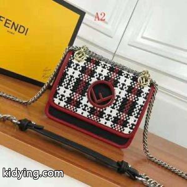 ins同款アイテム フェンディ 国内初上陸 FENDI ショルダーバッグ 今シーズン注目のアイテム 3色可選_フェンディ FENDI_ブランド コピー 激安(日本最大級)-1