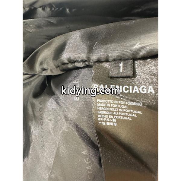 ダークグレーシンプルロゴ バレンシアガ コピー ダウンジャケット BALENCIAGA 秋冬高品質アウター-8