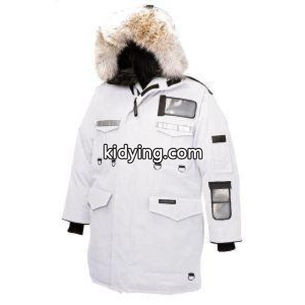 上品上質 2015 カナダグース CANADA GOOSE ダウンジャケット 5色可選 防寒具としての機能もバッチリ_カナダグース CANADA GOOSE_ブランド コピー 激安(日本最大級)-0