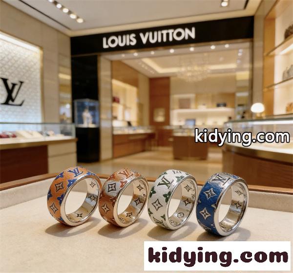 リング レディース メンズ シルバー カラフル エナメル モノグラム 幅広リング ブルー ルイヴィトン コピー LOUIS VUITTON グリーン オレンジ ホワイト ペアリング 指輪 高級感 ストリート 人気-1
