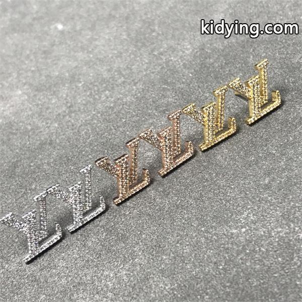 ルイ ヴィトン 季節を感じた秋冬ファッション LOUIS VUITTON 冬ファッションの定番 ピアス 季節感溢れる秋らしいコーデ_ルイ ヴィトン LOUIS VUITTON_ブランド コピー 激安(日本最大級)-0