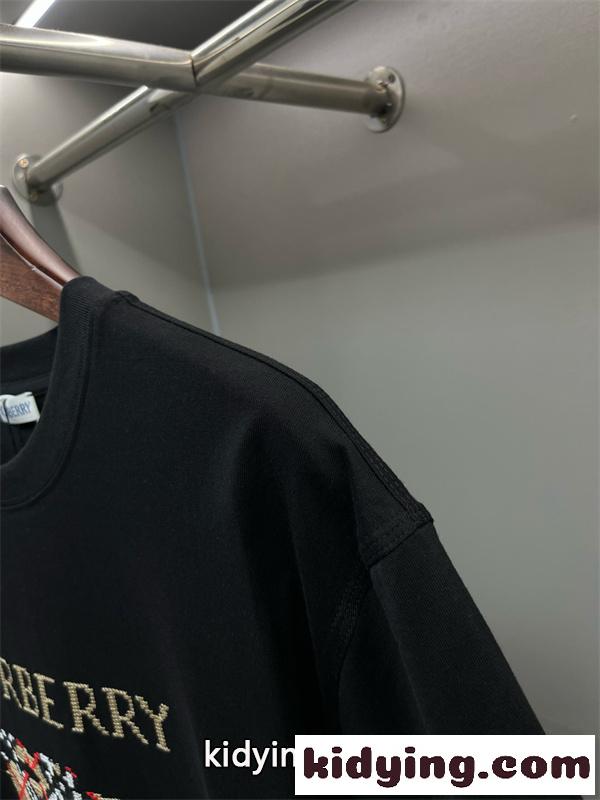 ホース×チェックモザイク ビッグロゴ モダンデザイン BURBERRY バーバリー コピー 半袖Tシャツ クリーンコーデ-6