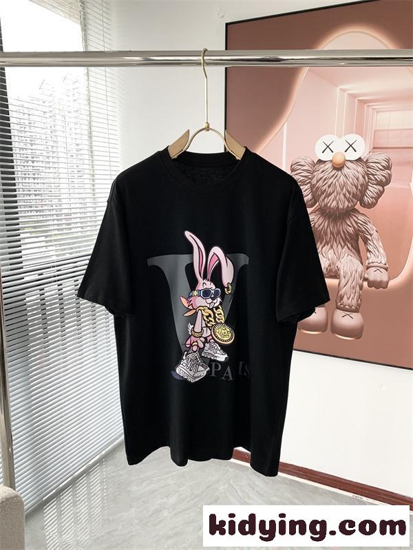 ヴェルサーチ コピー ストリート風 ラビットキャラ プリント 半袖Tシャツ ブラック ホワイト対応 ゆったりシルエット カジュアル人気-1