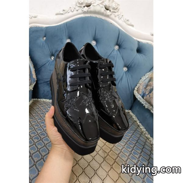2026新作 STELLA McCARTNEY ステラマッカートニー コピー 厚底シューズ ブラック 光沢感 高級感-1
