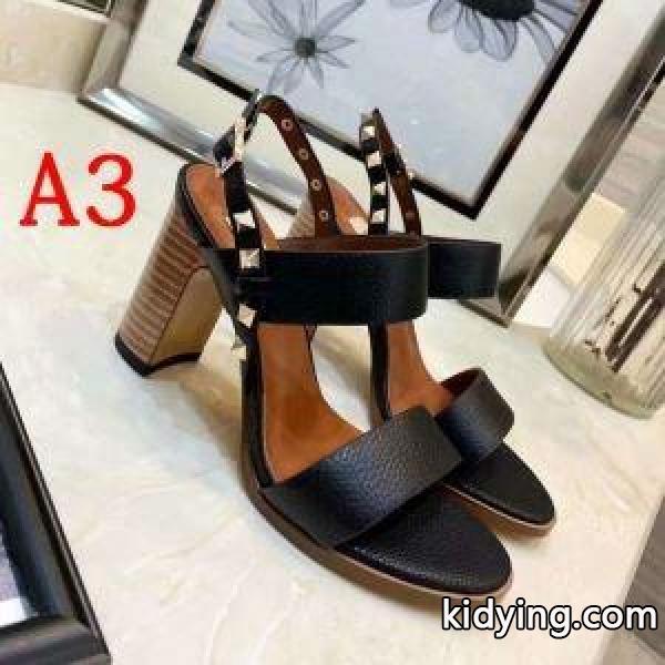 ヴァレンティノ VALENTINO レディース サンダル 春夏にぴったりしたアイテム コピー 日常 4色可選 激安 RW0S0M83VCE BY5-2