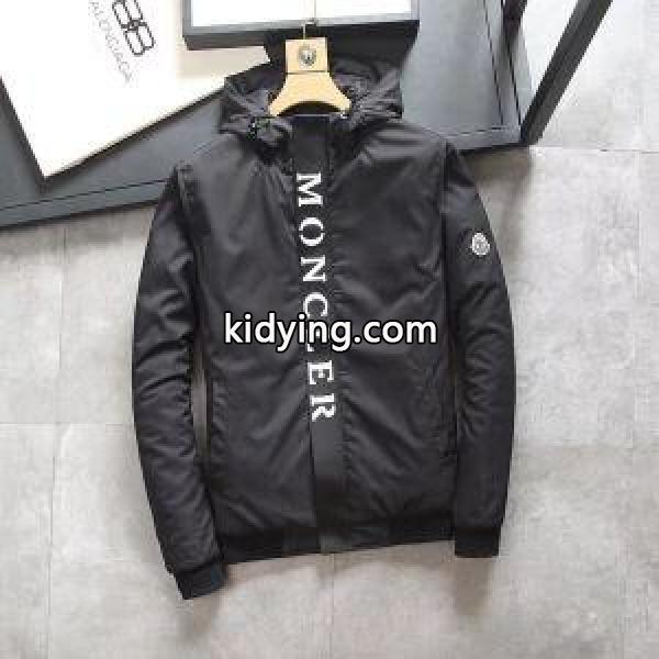 モンクレール MONCLER ダウンジャケット 若々しい雰囲気 定番最新作 必要な一品_モンクレール MONCLER_ブランド コピー 激安(日本最大級)-0