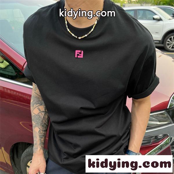 FENDI 人気 ミニロゴ ブラック 半袖 Tシャツ ワンポイント シンプル モード フェンディ コピー-0