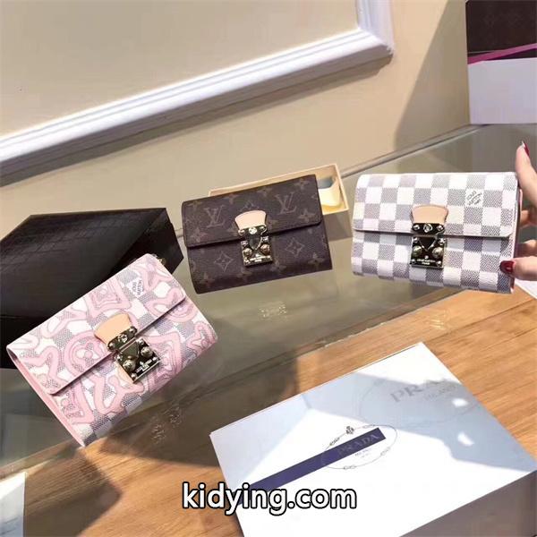 機能的な　ルイヴィトン モノグラム・エトワール ポルトフォイユ・サラ 絶妙なサイズな長財布_ルイ ヴィトン LOUIS VUITTON_ブランド コピー 激安(日本最大級)-0