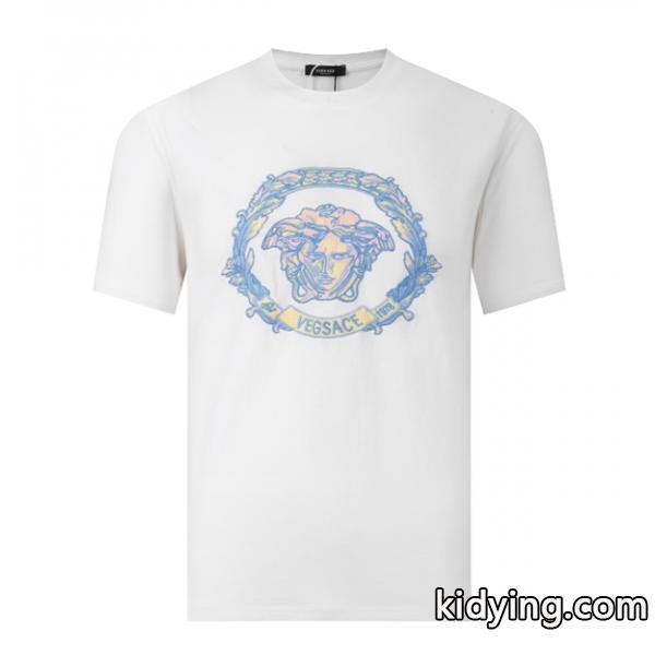 Tシャツ/半袖季節を問わず活躍し ヴェルサーチ 夏の一押しファッションアイテム VERSACE_ブランド コピー 激安(日本最大級)-0