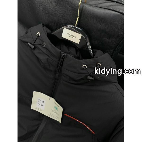 ☆大注目☆Prada プラダダウンジャケットコピー保温性抜群2025-2026流行秋冬トレンド上品-7