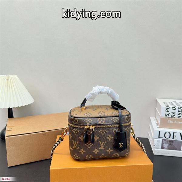 素敵なデザイン 大ヒット割引販売 早い者勝ち! LOUIS VUITTON ルイ ヴィトンショルダーバッグコピー _ブランド コピー 激安(日本最大級)-0