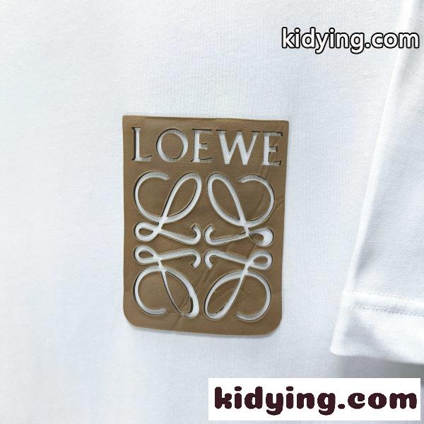 LOEWE コピー ロエベ 2026春夏新作 仮ポケット風アナグラムロゴ 半袖Tシャツ 男女兼用 人気 カジュアル トップス-11