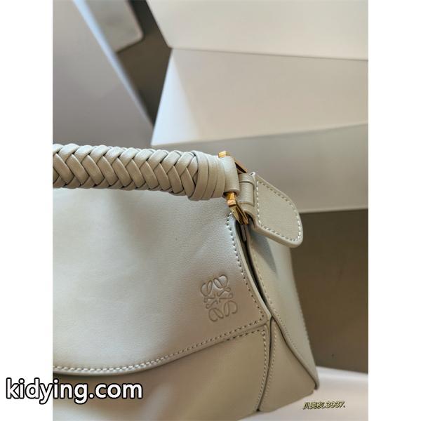 ❤上品ロエベショルダーバッグ コピーLOEWE レディースハンドバッグ人気大人っぽく逸品-2