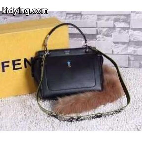 大人っぽいフェンディ ピーカブー コピー、Fendiの新作登場のレディースハンドバッグ_フェンディ FENDI_ブランド コピー 激安(日本最大級)-0