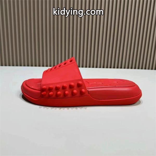 Christian Louboutin 激安 メンズ シャワーサンダル レッドソール スタッズ ロゴサンダル スライドサンダル ブラック-2