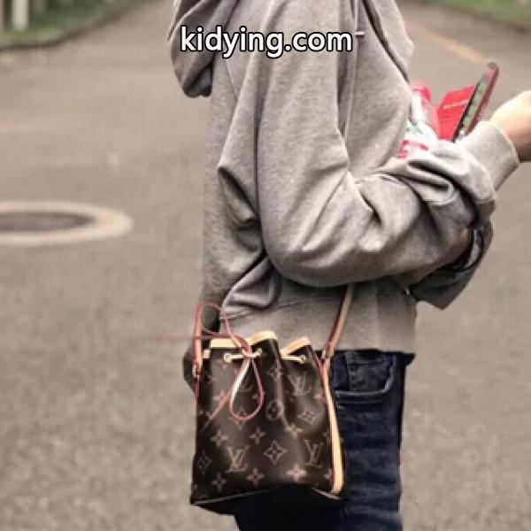 超入手困難LOUIS VUITTON ヴィトン バッグ コピー ナノ・ノエ ポシェット 使い勝手の良い プレゼント-0