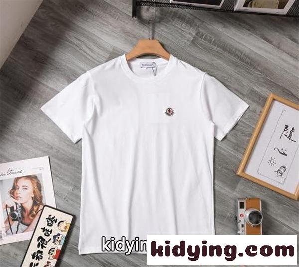 MONCLER モンクレール コピー ワンポイントロゴTシャツ ホワイト 半袖 上品カジュアル 定番人気-0