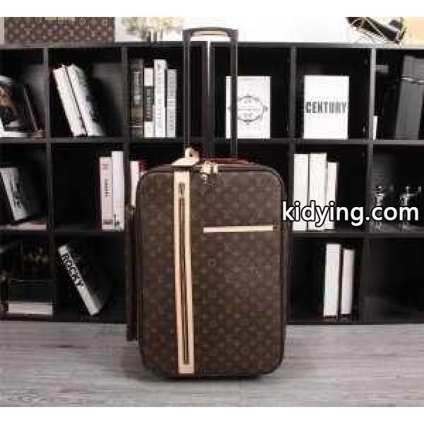 ルイ ヴィトン LOUIS VUITTON トランク 2019年春夏コレクションに見る 春夏シーズン継続トレンド新着_ルイ ヴィトン LOUIS VUITTON_ブランド コピー 激安(日本最大級)-0