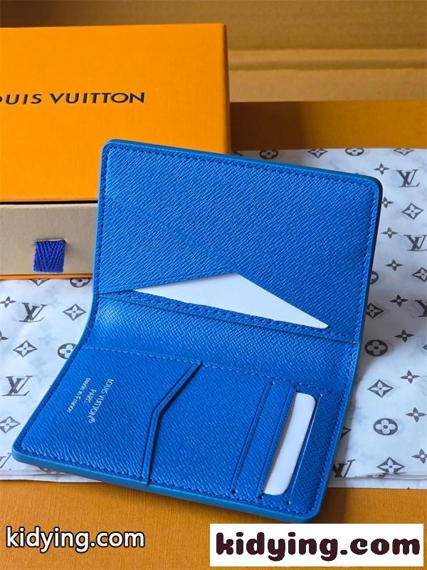 ルイヴィトン コピー Louis Vuitton M26798 二つ折り財布 ブルー モノグラム スポーツプリント コンパクトウォレット メンズ カード収納 小銭なし-4