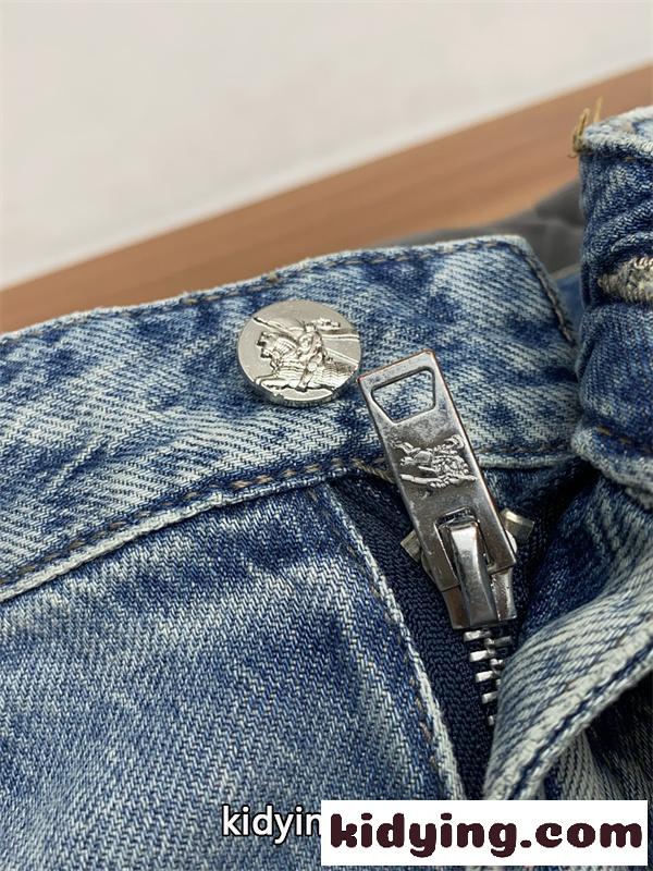 BURBERRY バーバリー コピー 熱売アイテム デニムパンツ プリント 2026新作 ワイドシルエット-4