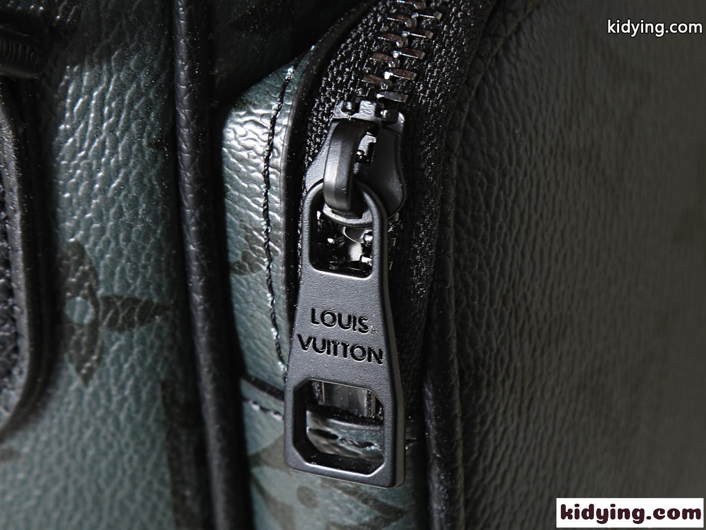 ルイヴィトン ショルダーバッグ メンズ ミニサイズ LOUIS VUITTON コピー 斜め掛け 軽量 コンパクト収納 通勤外出-6