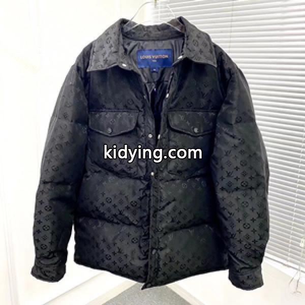 ゆったりきれいめスタイル2022新品 LOUIS VUITTON ヴィトン偽物 ダウンジャケット 高級感が漂う一着-0