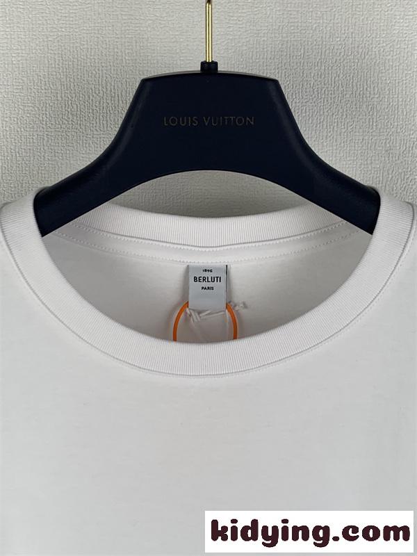 ワンポイントロゴ レザーテイストディテール ミニマルモード BERLUTI ベルルッティ コピー 半袖Tシャツ 旬ア-5