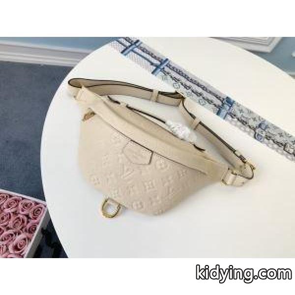 お洒落さんは取り入れてる ルイ ヴィトン LOUIS VUITTON スタイルをすっきりにする レディースバッグ_ルイ ヴィトン LOUIS VUITTON_ブランド コピー 激安(日本最大級)-0