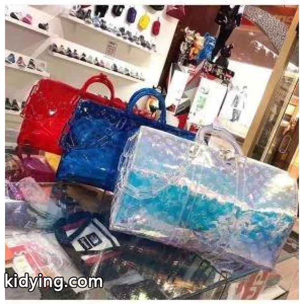 秋冬ファッションの決め手 ルイ ヴィトン LOUIS VUITTON ハンドバッグ 3色可選 2019秋冬におすすめ着こなし_ルイ ヴィトン LOUIS VUITTON_ブランド コピー 激安(日本最大級)-0