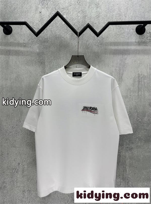 バレンシアガ コピー ビッグロゴ Tシャツ 半袖 ワイドシルエット ブラック ホワイト 前後デザイン 分割文字 Balenciaga系 ラフ感-3